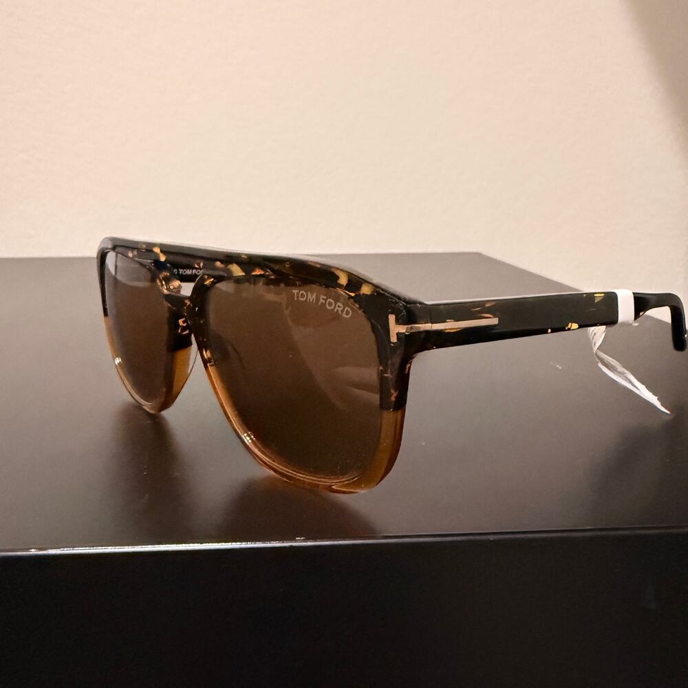Tom Ford GERRARD 776 56E Dark Havana / Brown Sunglasses TF776 56E 56mm